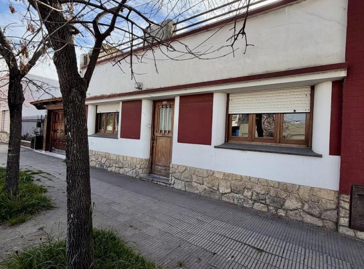 Casa · 119m² · 7 Ambientes · 1 Cochera