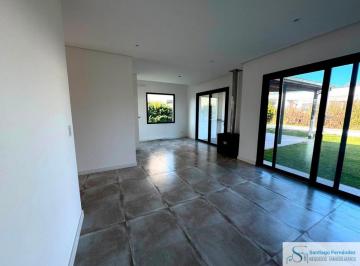 Casa de 4 ambientes, Pilar · Casa en Venta C/ Cochera en Barrio Santa Clara Manzanares