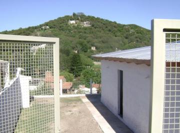 PH · 170m² · 2 Ambientes · 1 Cochera · Venta PH Unquillo 2 Dorm