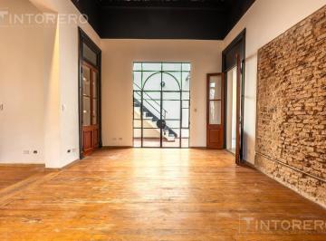 Casa · 169m² · 3 Ambientes · Casa en Venta de 3 Ambientes con Parrilla y Terraza en Caballito