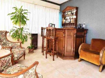 Casa · 179m² · 4 Ambientes · 3 Cocheras · Venta Casa Americana 4 Ambs Ituzaingo Norte