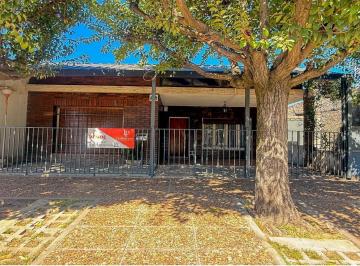 Casa · 170m² · 3 Ambientes · 1 Cochera · Casa en Tablada