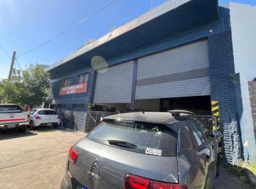 Depósito · 260m² · Galpon en Alquiler en Villa Sarmiento