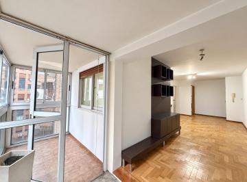 Departamento de 2 ambientes, Córdoba · Alquiler un Dormitorio con Balcón Cocina Separada