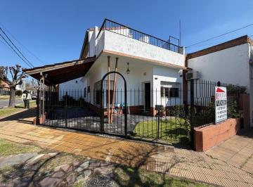 RLD-RLD-2678_2 · Casa 4 Ambientes. | Republica Al 400