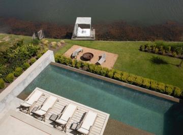 Casa · 400m² · 5 Ambientes · 2 Cocheras · Casa - Marinas
