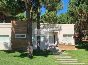 Casa · 200m² · 5 Ambientes · Alquiler Casa Costa Esmeralda - Residencial 1