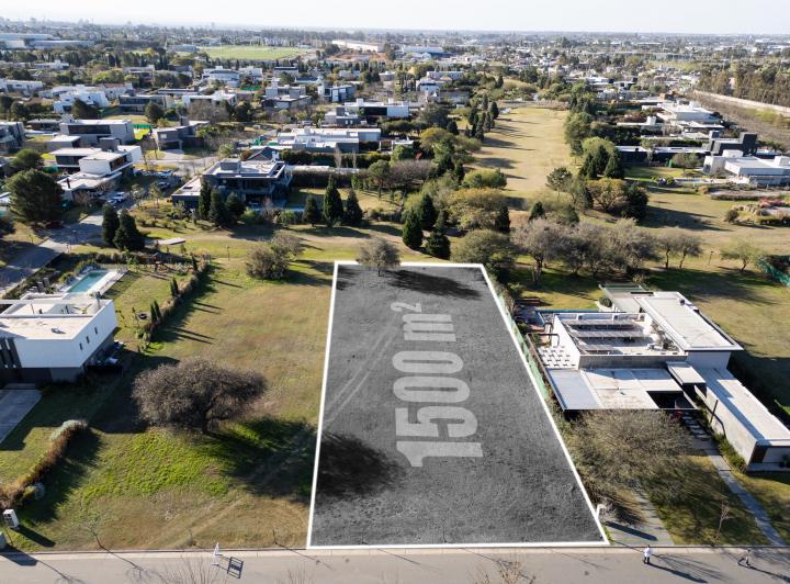 Terreno · 1500m²