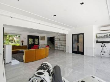 Casa · 330m² · 7 Ambientes · 2 Cocheras · Venta Casa Altos de Manzanares Pilar Permuta