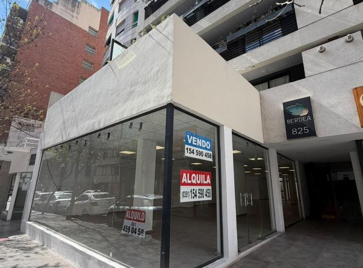 Local comercial · 200m²
