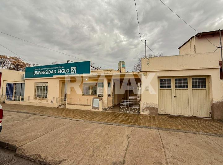 Casa · 149m² · 4 Ambientes · 1 Cochera