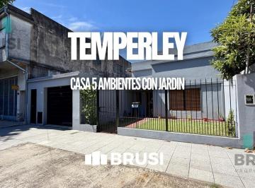 PH · 187m² · 5 Ambientes · 1 Cochera · Casa PH en Temperley en Venta - 6 Ambientes