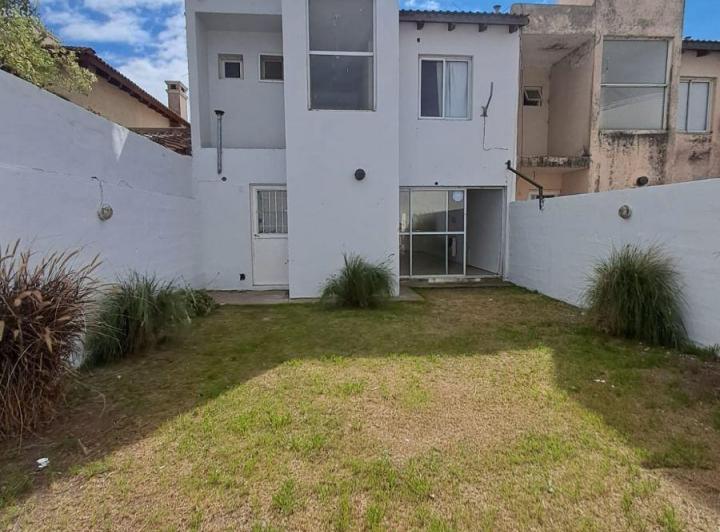 PH · 145m² · 3 Ambientes · 1 Cochera