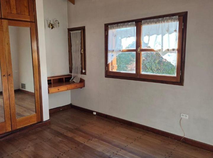 Casa · 200m² · 7 Ambientes · 1 Cochera