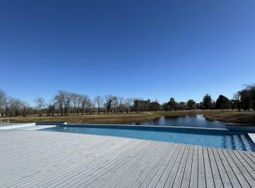 Terreno · 792m² · Terreno Central, Excelente Ubicacion en Venta Abril Sur.