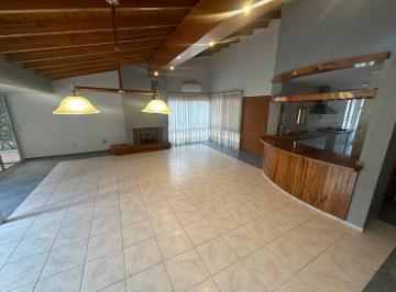 Casa · 270m² · 9 Ambientes · 4 Cocheras · Casa en Alquiler, Club de Campo, Guaymallen, Mendoza