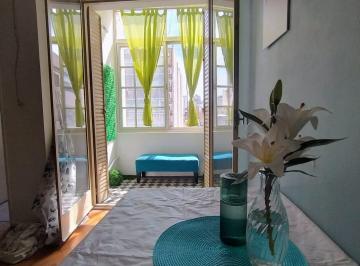 Departamento de 2 ambientes, Congreso · Monoambiente Divisible con Balcón y Cocina Separada, Opción con o Sin Muebles