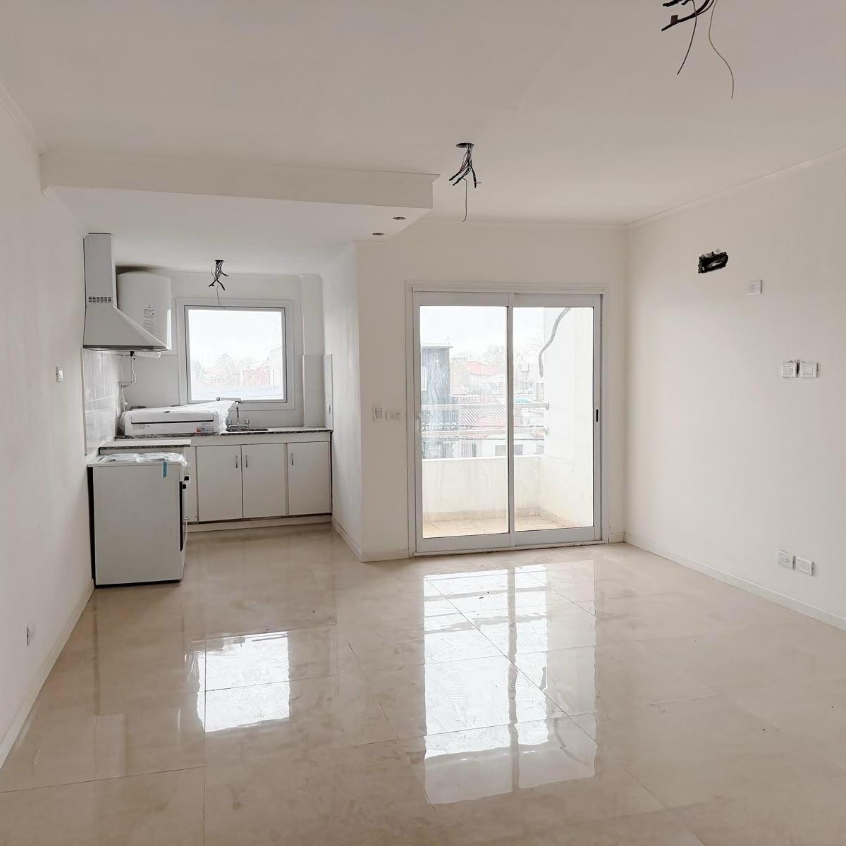 Departamento 1 amb, 30m² con cochera — San Juan