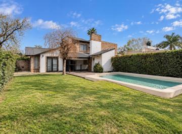 Casa · 65m² · 3 Ambientes · 1 Cochera · Alquiler Temporario - Casa en Funes
