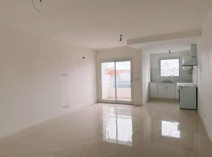 Departamento · 42m² · 2 Ambientes · 1 Cochera