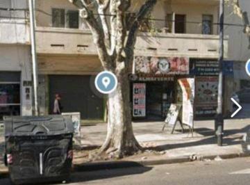Local comercial de 2 ambientes, Parque Avellaneda · Se Alquila Excelente Local en Centro Comercial
