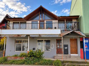 Casa · 256m² · 8 Ambientes · Venta o Permuta Casa + Local + Dptos Ushuaia.