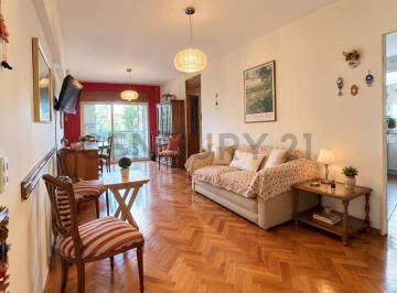 Departamento · 73m² · 4 Ambientes · Venta - 4 Ambientes en Venta Luminoso - Almagro