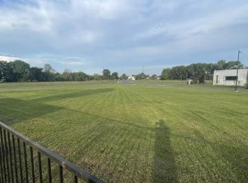 amplitud y frente · Lote en Venta en San Joaquín IV | 902 m²