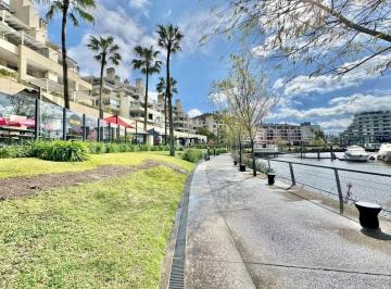 Local comercial · 300m² · 1 Ambiente · 1 Cochera · Local Comercial, en Alquiler