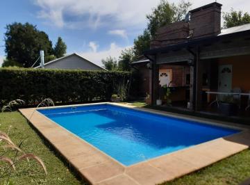 Casa · 300m² · 4 Dormitorios · 2 Cocheras · Alquiler Temporario - Casa 4 Dorm. Roldan