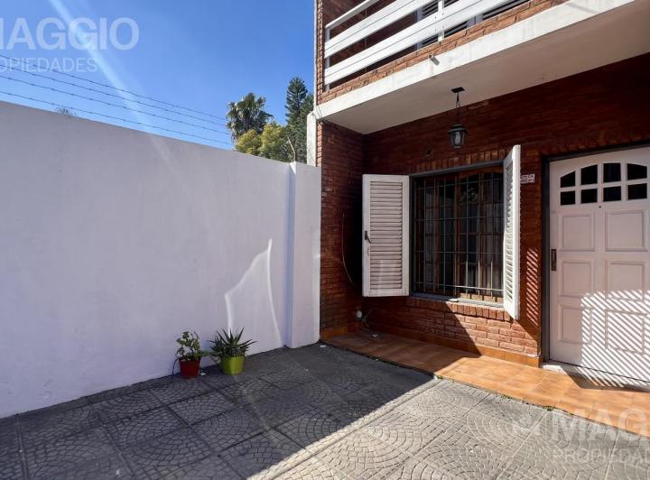 PH · 90m² · 4 Ambientes · 1 Cochera