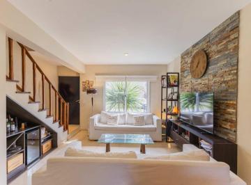 Casa · 81m² · 3 Ambientes · 1 Cochera · Duplex 3 Amb con Jardin y Parrilla - La Angelica