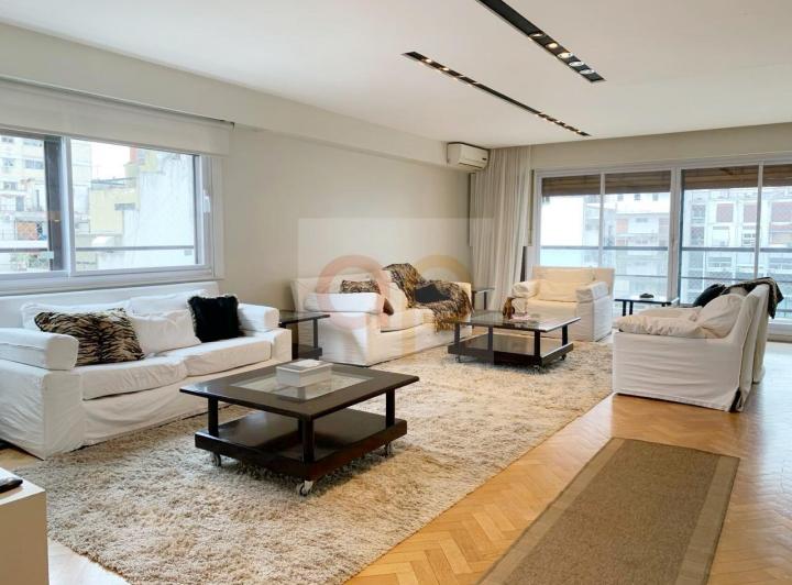 Departamento · 240m² · 4 Ambientes · 1 Cochera