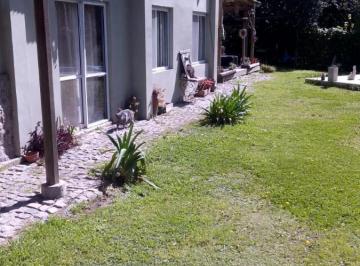 Casa · 140m² · 6 Ambientes · Casa en Venta - 4 Dorm. 2 Baños - 195 m - La Plata
