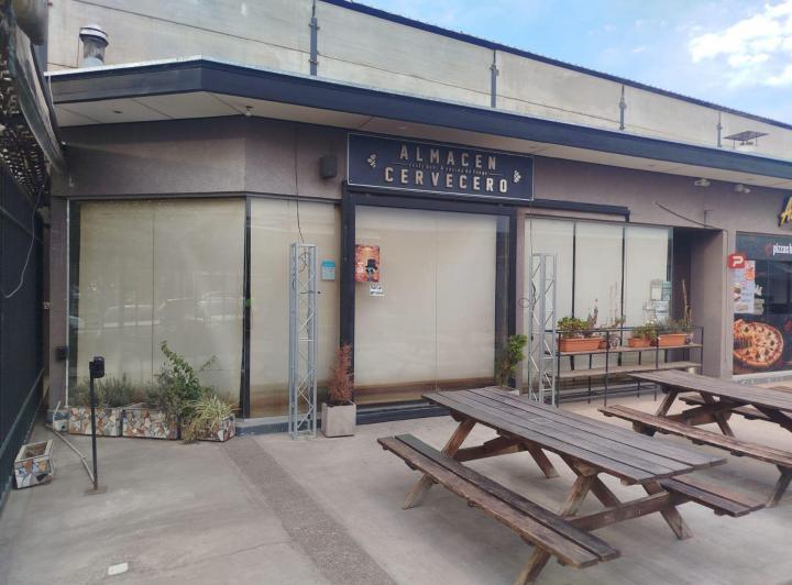 Local comercial · 45m² · 1 Cochera