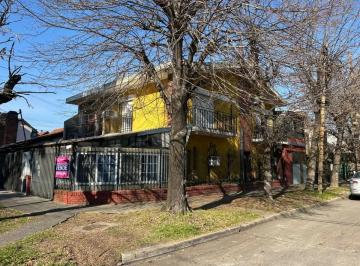 Casa de 5 ambientes, La Matanza · Venta Casa Villa Luzuriaga 5 Amb. C/patio y Cochera.