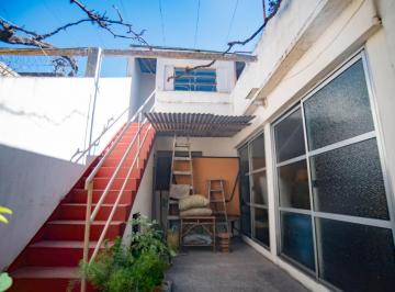 PH · 80m² · 3 Ambientes · 1 Cochera · Casa 3amb Patio y Jardin San Martin Prov Bsas
