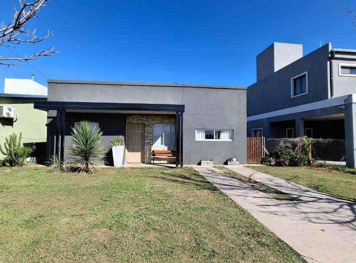 Casa · 71m² · 4 Ambientes
