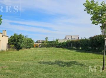 Terreno · 526m² · Lote de 526 m² en Venta en San Ramiro, Pilar del Este