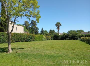 Terreno · 938m² · Lote Interno de 938 m² en Los Jazmines, Pilar del Este