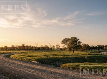 Terreno · 740m² · Lote en Venta de 740 m² en El Paso, Pilar