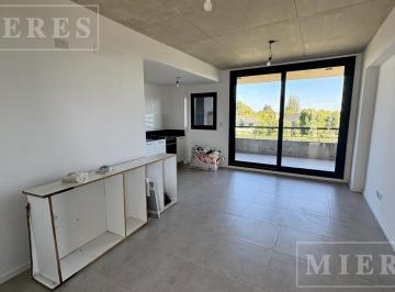 Departamento · 46m² · 2 Ambientes · 1 Cochera · Departamento en Venta de Dos Ambientes en Zug Verdi, Pilar