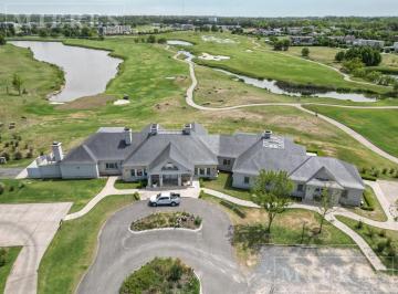Terreno · 833m² · Lote de 833 m² en Venta en Tilbury, Pilará