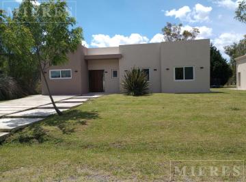 Casa · 171m² · 4 Ambientes · Casa en Venta en Casuarinas del Pilar