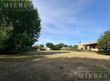 Terreno · 1010m² · Lote de 1010 m² en Venta en Los Alcanfores, Pilar