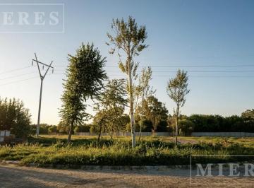 Terreno · 745m² · Lote en Venta de 745 m² en El Paso, Pilar