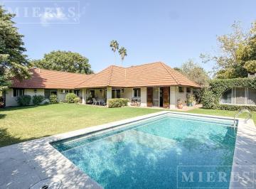 Casa · 208m² · 6 Ambientes · 2 Cocheras · Casa en Venta en Olivos Golf Club