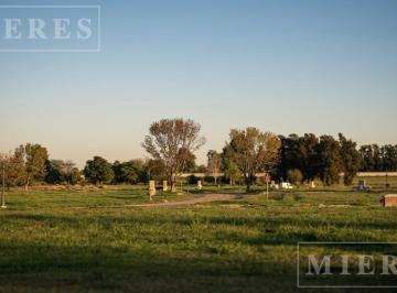 Terreno · 756m² · Lote en Venta de 756 m² en El Paso, Pilar