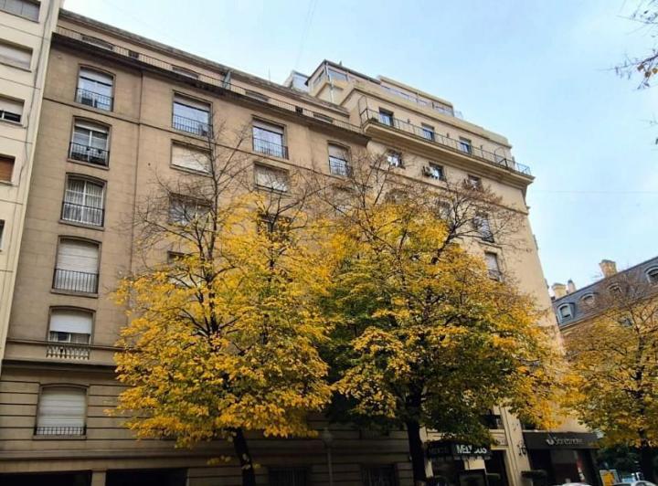 Departamento · 140m² · 2 Ambientes · 1 Cochera