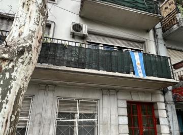 Departamento · 35m² · 2 Ambientes · 2 Amb en Alquiler en Planta Baja con Patio Sobre Av Carabobo